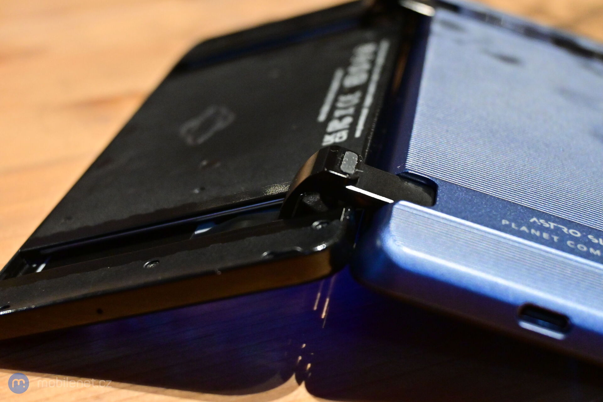 Planet Computers Astro Slide