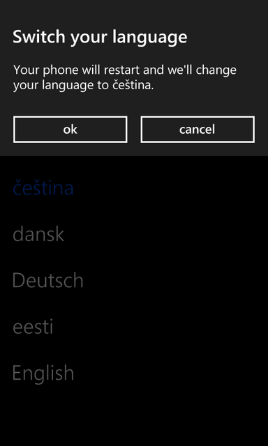 Po změně jazyka je třeba telefon restartovat