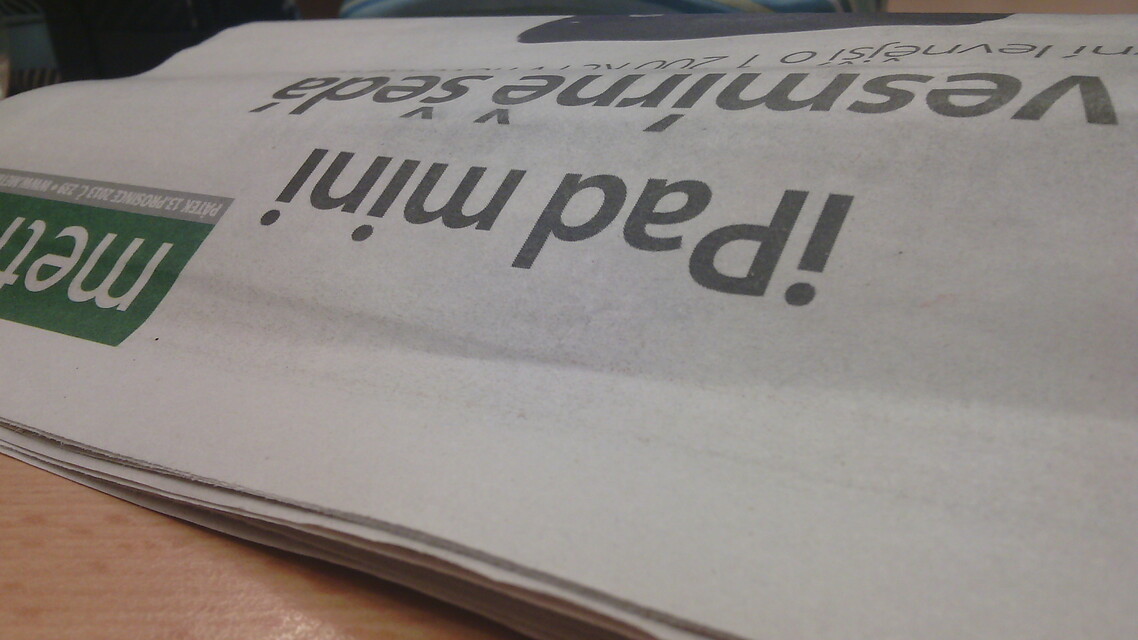 Prestigio MultiPhone 5450 DUO