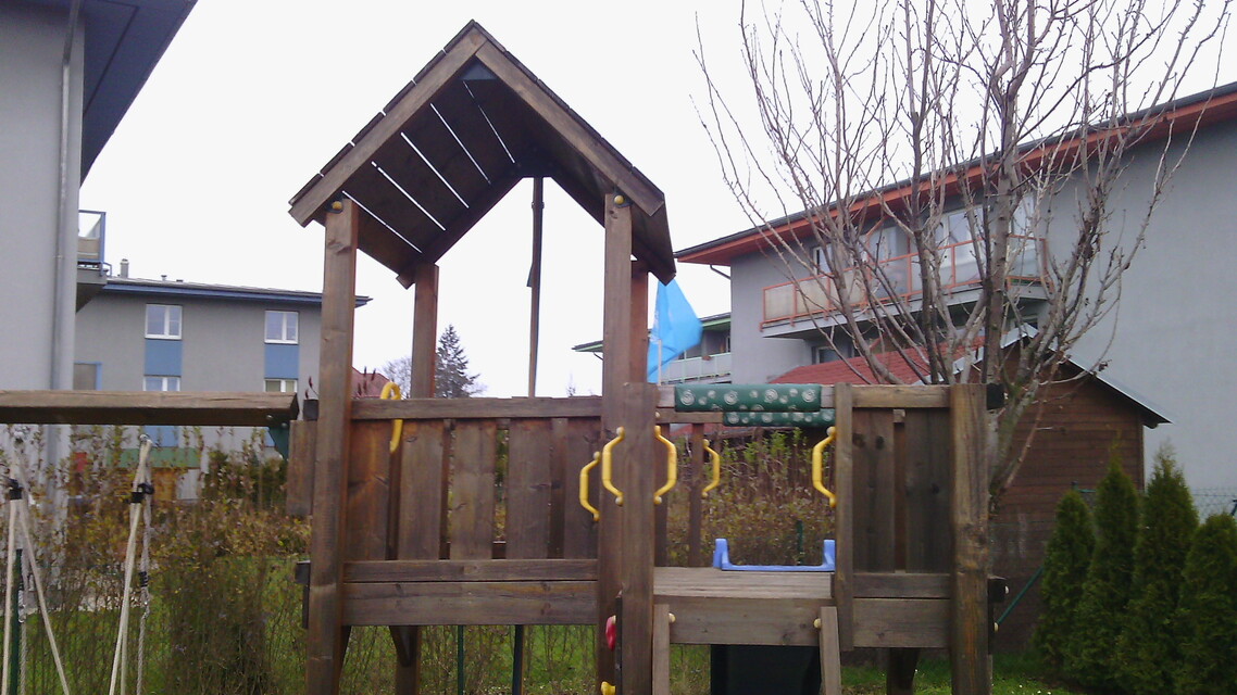 Prestigio MultiPhone 5450 DUO