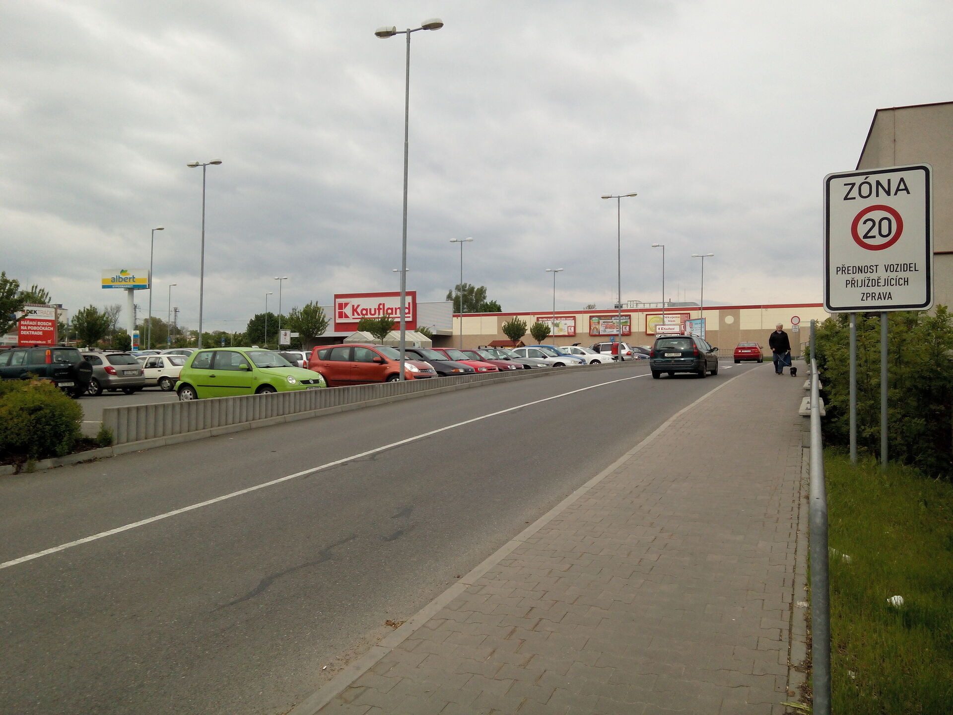 Prestigio MultiPhone 7600 DUO