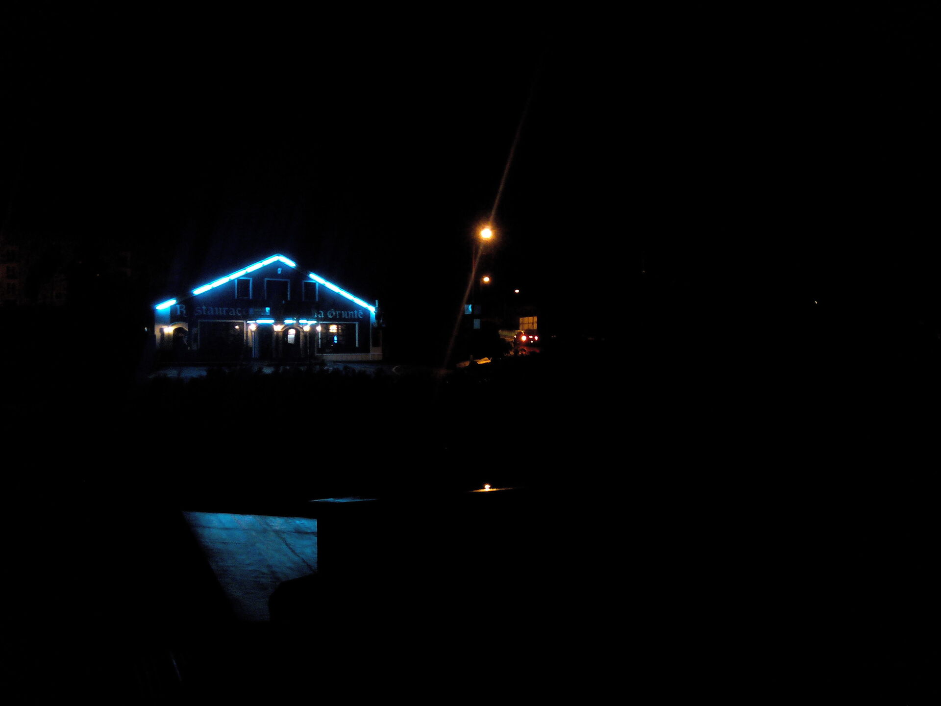 Prestigio MultiPhone 7600 DUO