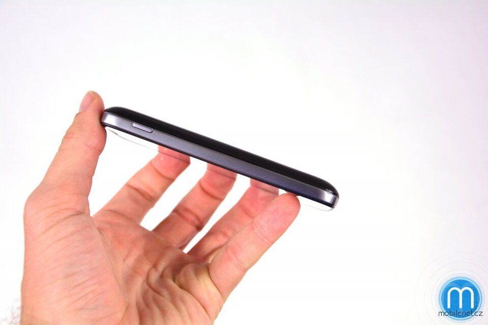 Prestigio MultiPhone 8400 DUO