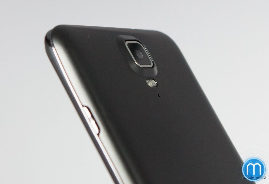 Prestigio MultiPhone PAP5044DUO