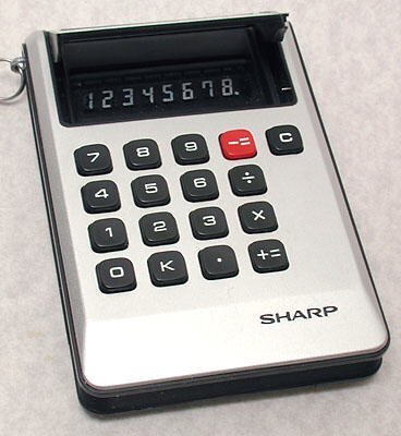 První kalkulačka s LCD displejem Sharp EL-805