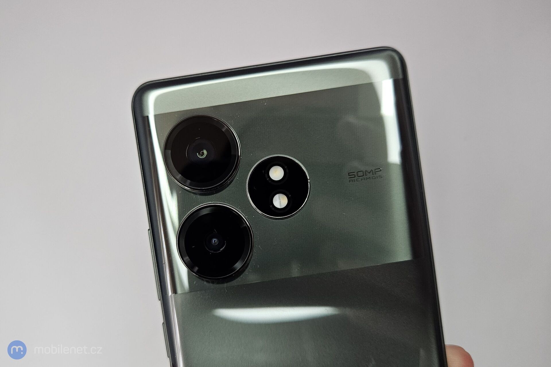 Realme GT 6T