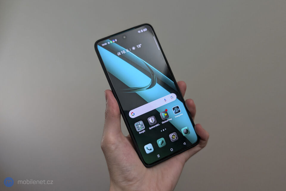 Realme GT 7 Dream Edition × Aston Martin Aramco Formula One Team