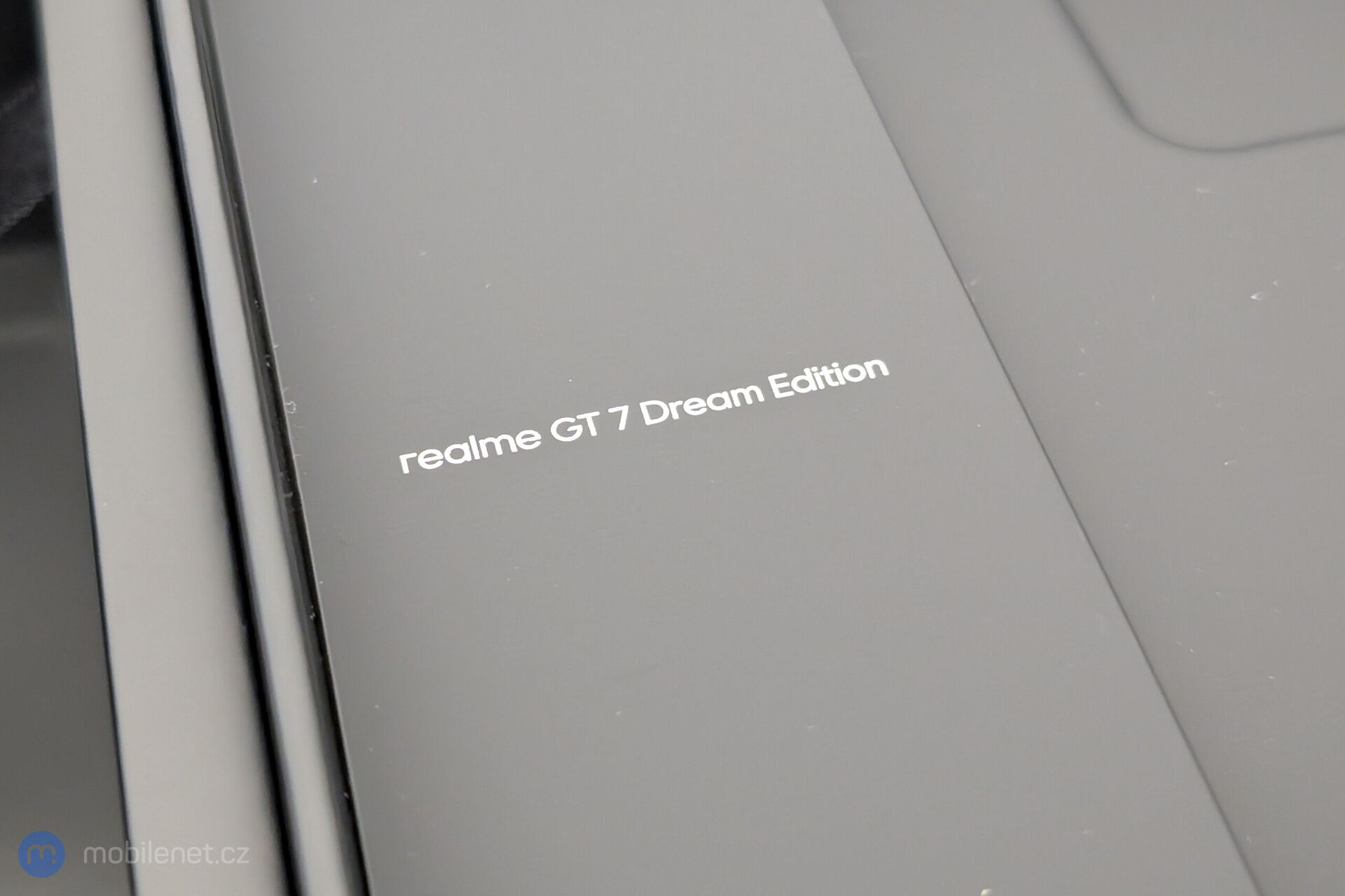 Realme GT 7 Dream Edition × Aston Martin Aramco Formula One Team