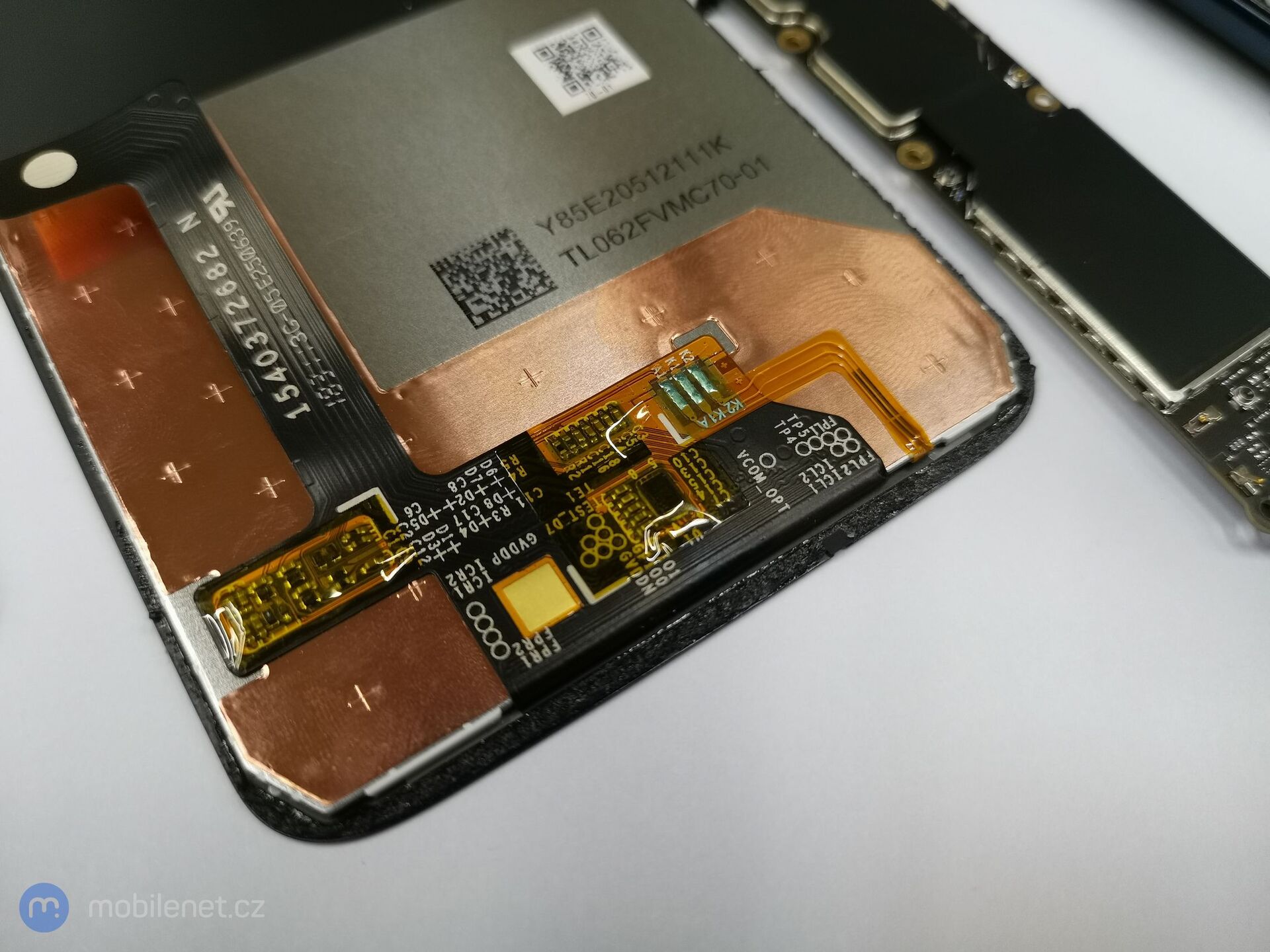 Rozebraná Motorola Moto G7 a G7 Plus