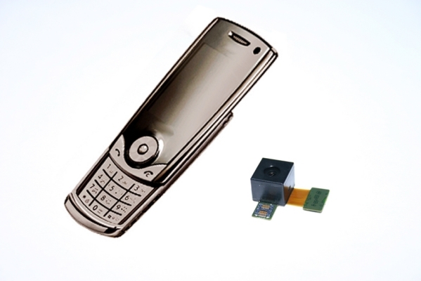 Samsung: 8 Mpx CMOS modul do mobilních telefonů