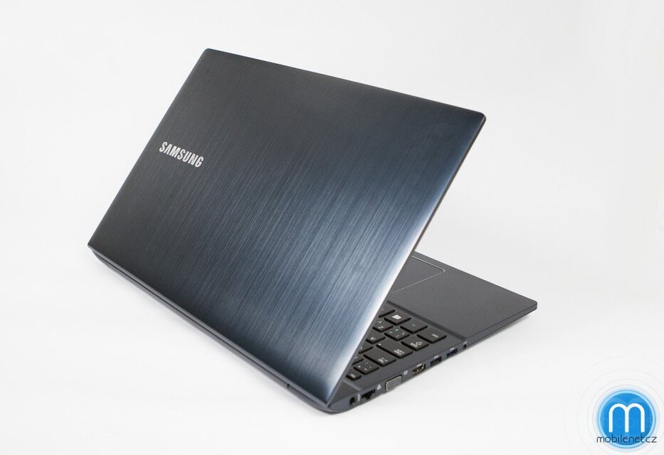 Samsung ATIV Book 8