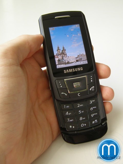 Samsung D900