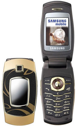 Samsung E500 Versus