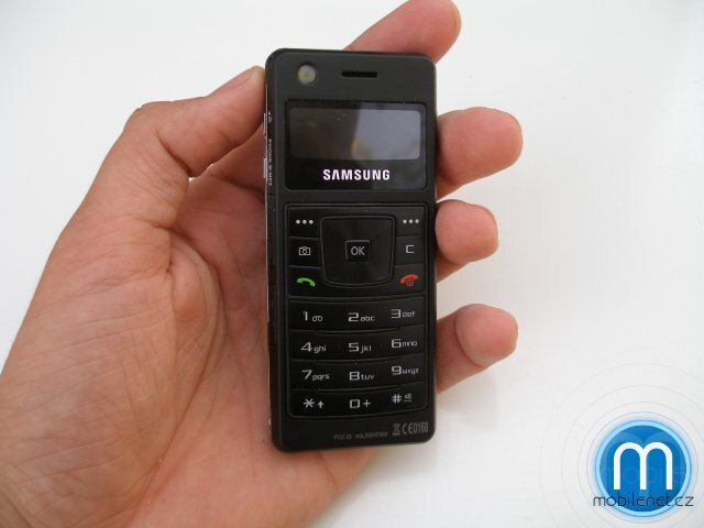 Samsung F300