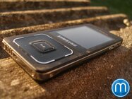 Samsung F300