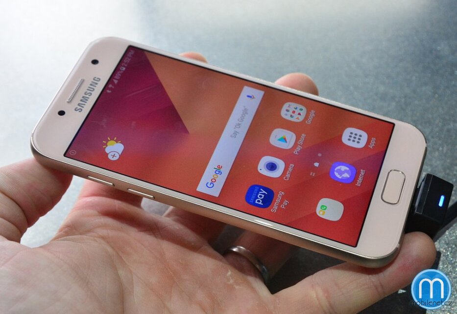 Samsung Galaxy A3 (2017)