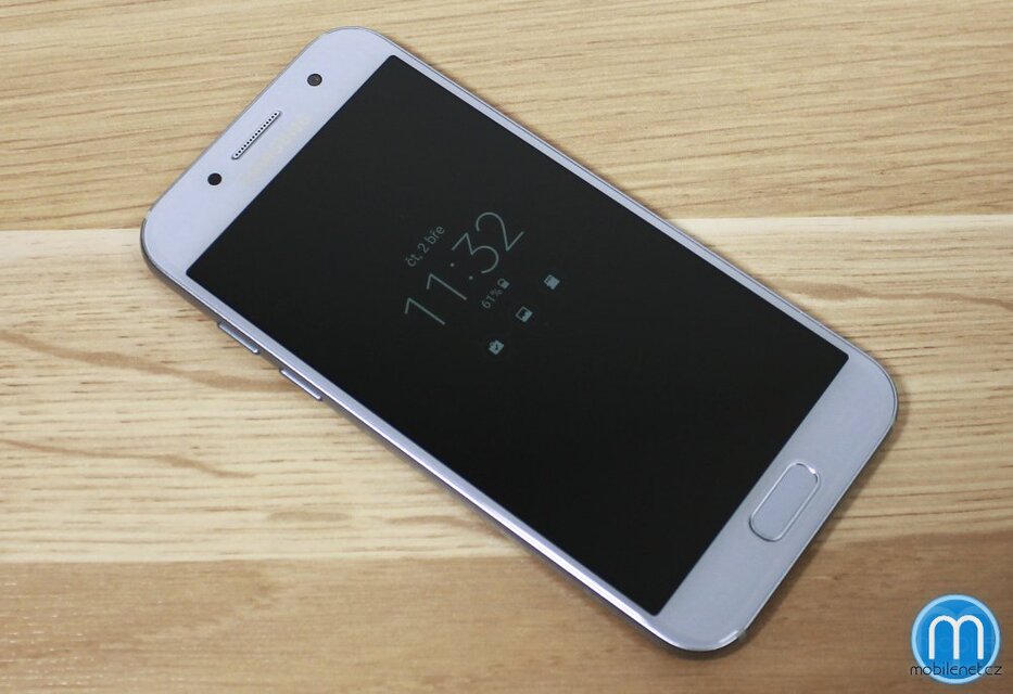 Samsung Galaxy A3 (2017)