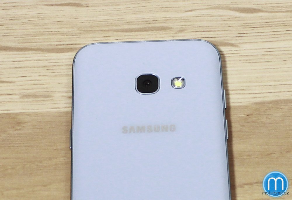 Samsung Galaxy A3 (2017)