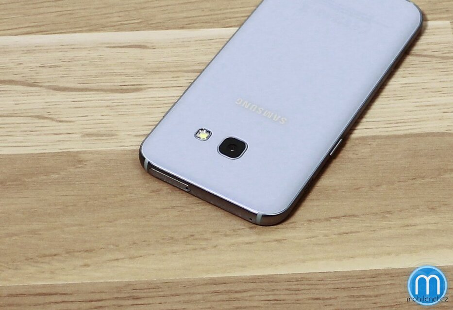 Samsung Galaxy A3 (2017)