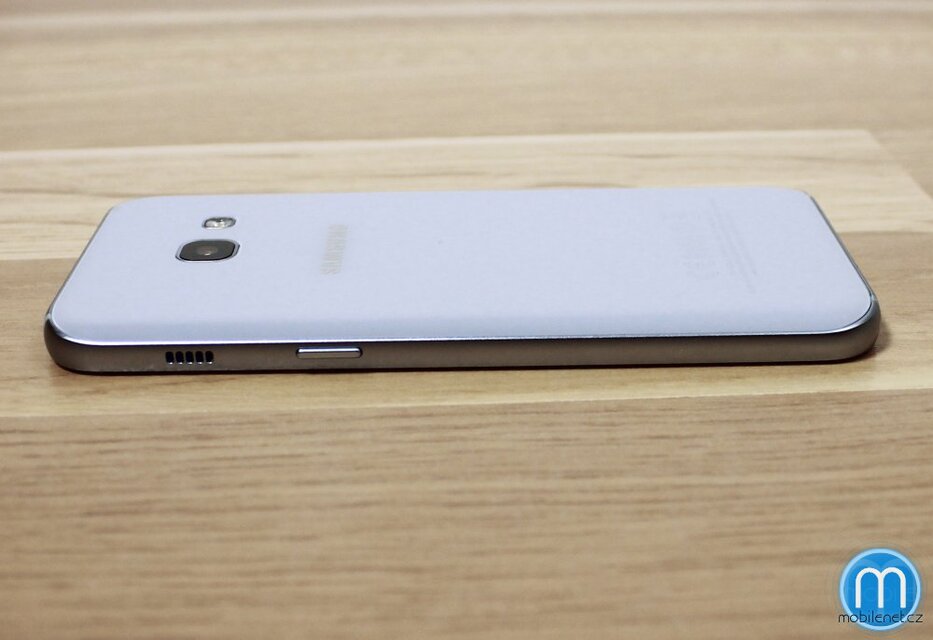 Samsung Galaxy A3 (2017)