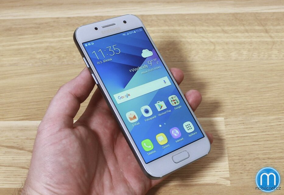 Samsung Galaxy A3 (2017)