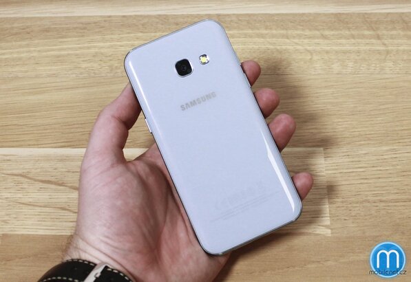 Samsung Galaxy A3 (2017)