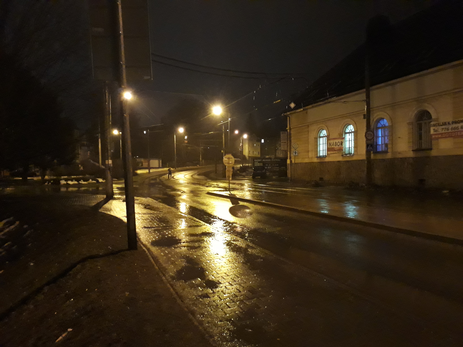 Samsung Galaxy A3 (2017)