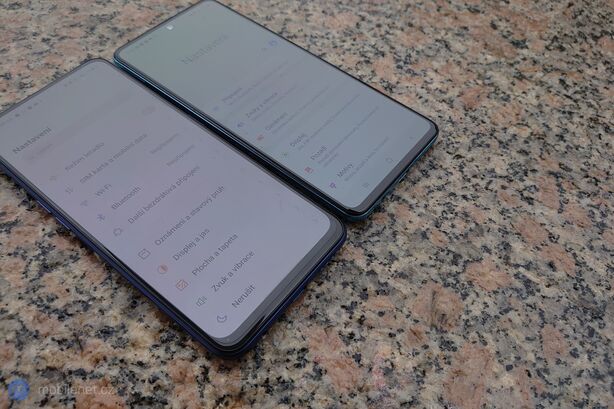 Samsung Galaxy A51 a Realme 7 Pro