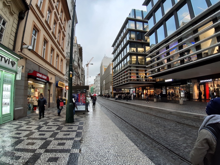 Samsung Galaxy A7 (2018)