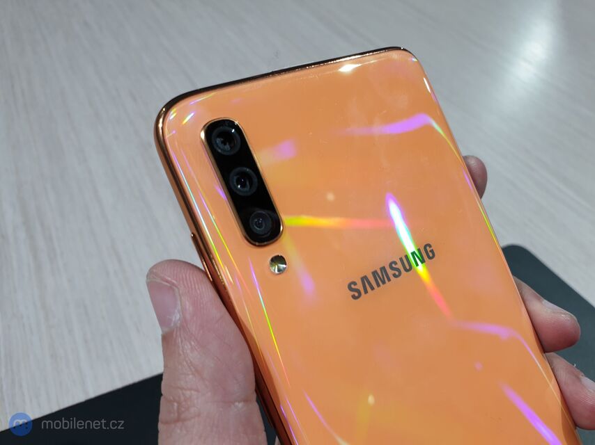 Samsung Galaxy A70