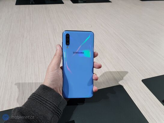 Samsung Galaxy A70