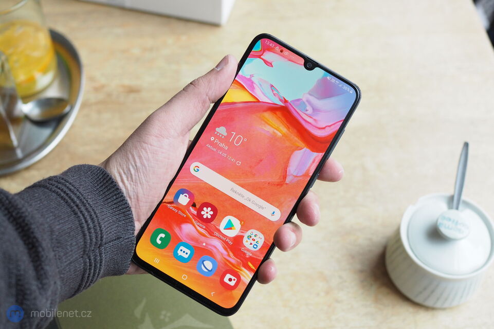 Samsung Galaxy A70