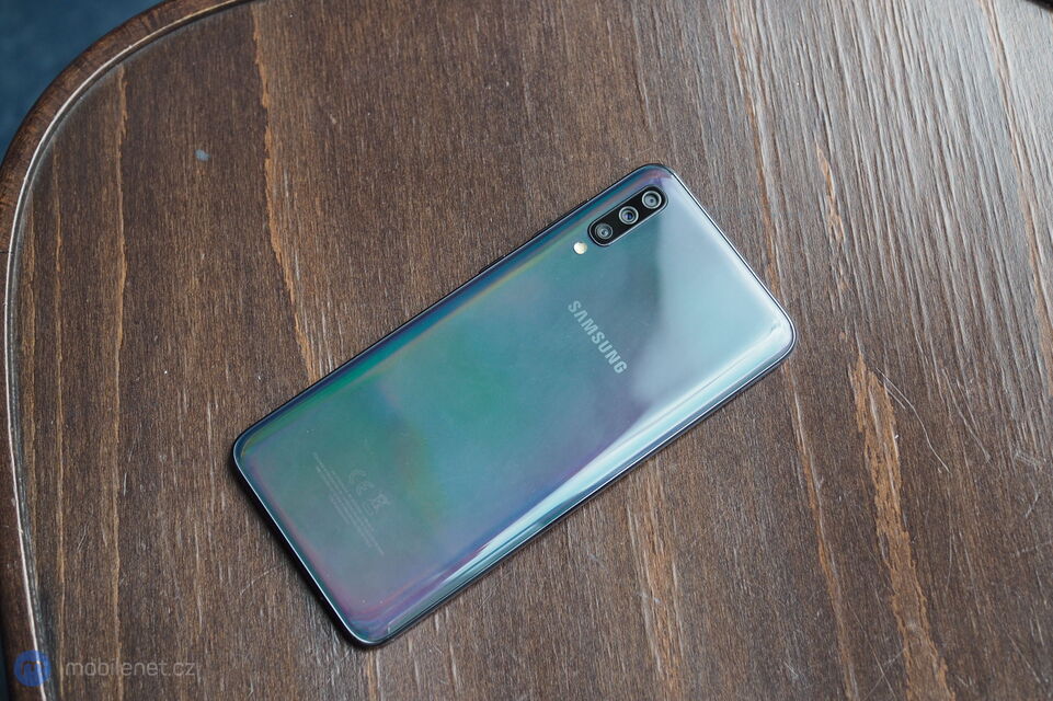 Samsung Galaxy A70