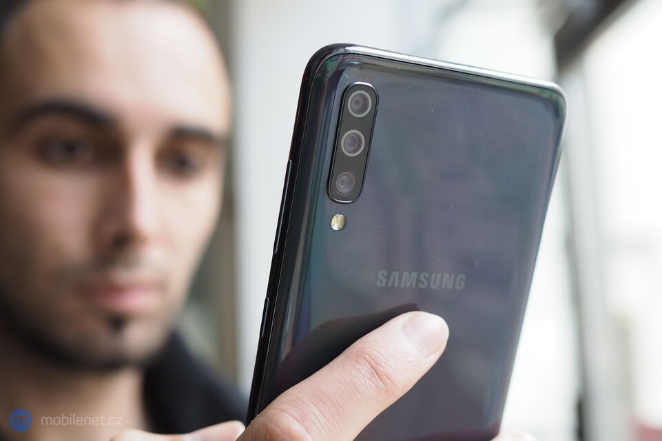 Samsung Galaxy A70