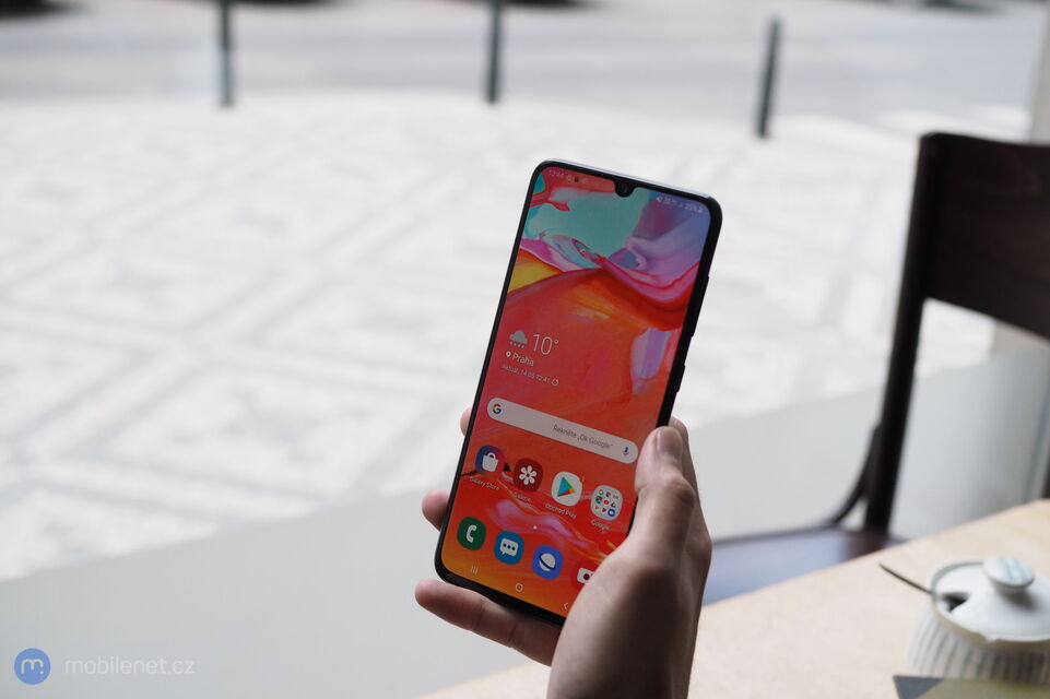 Samsung Galaxy A70