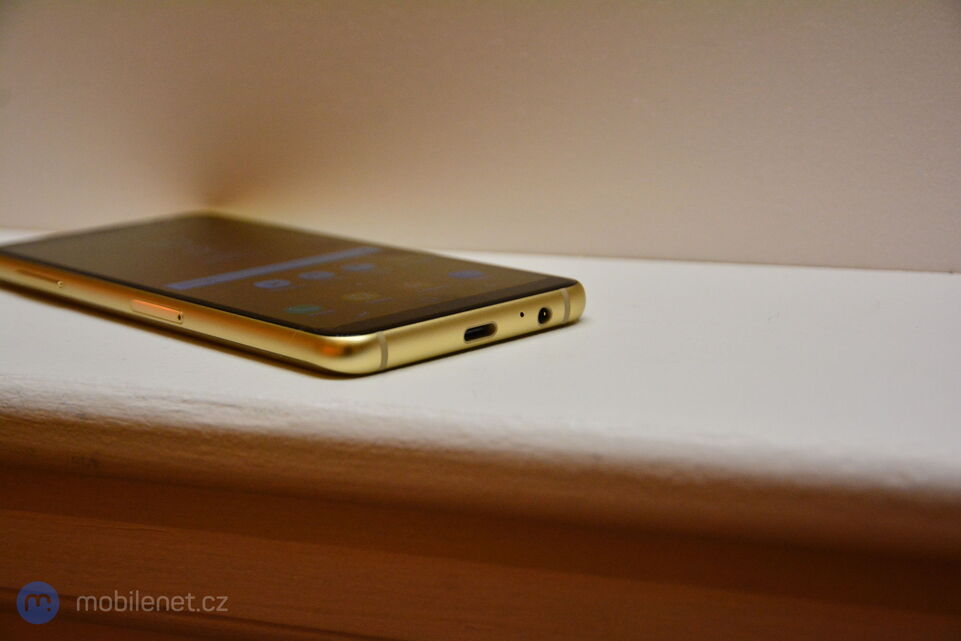 Samsung Galaxy A8 (2018)