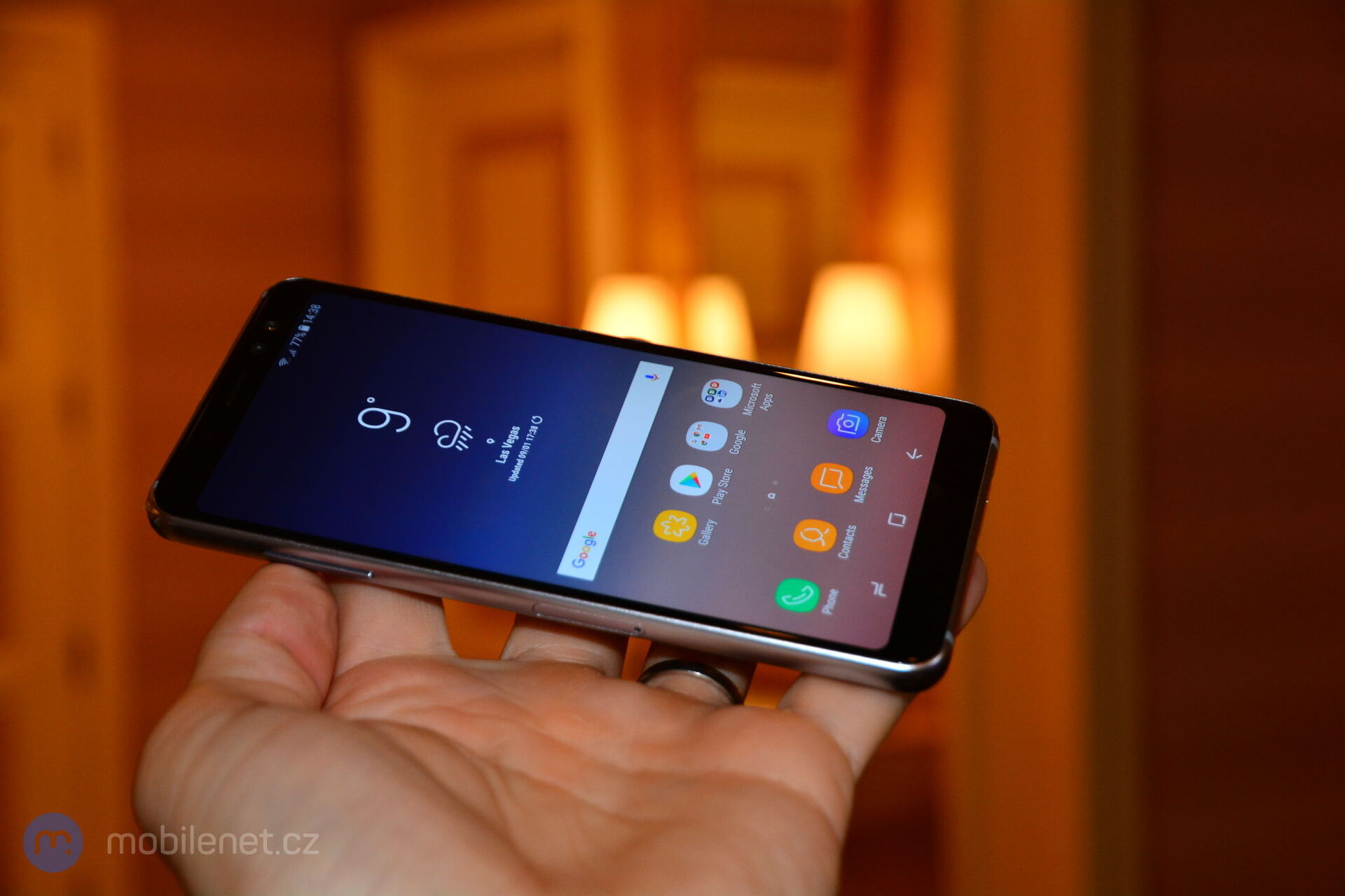 Samsung Galaxy A8 (2018)