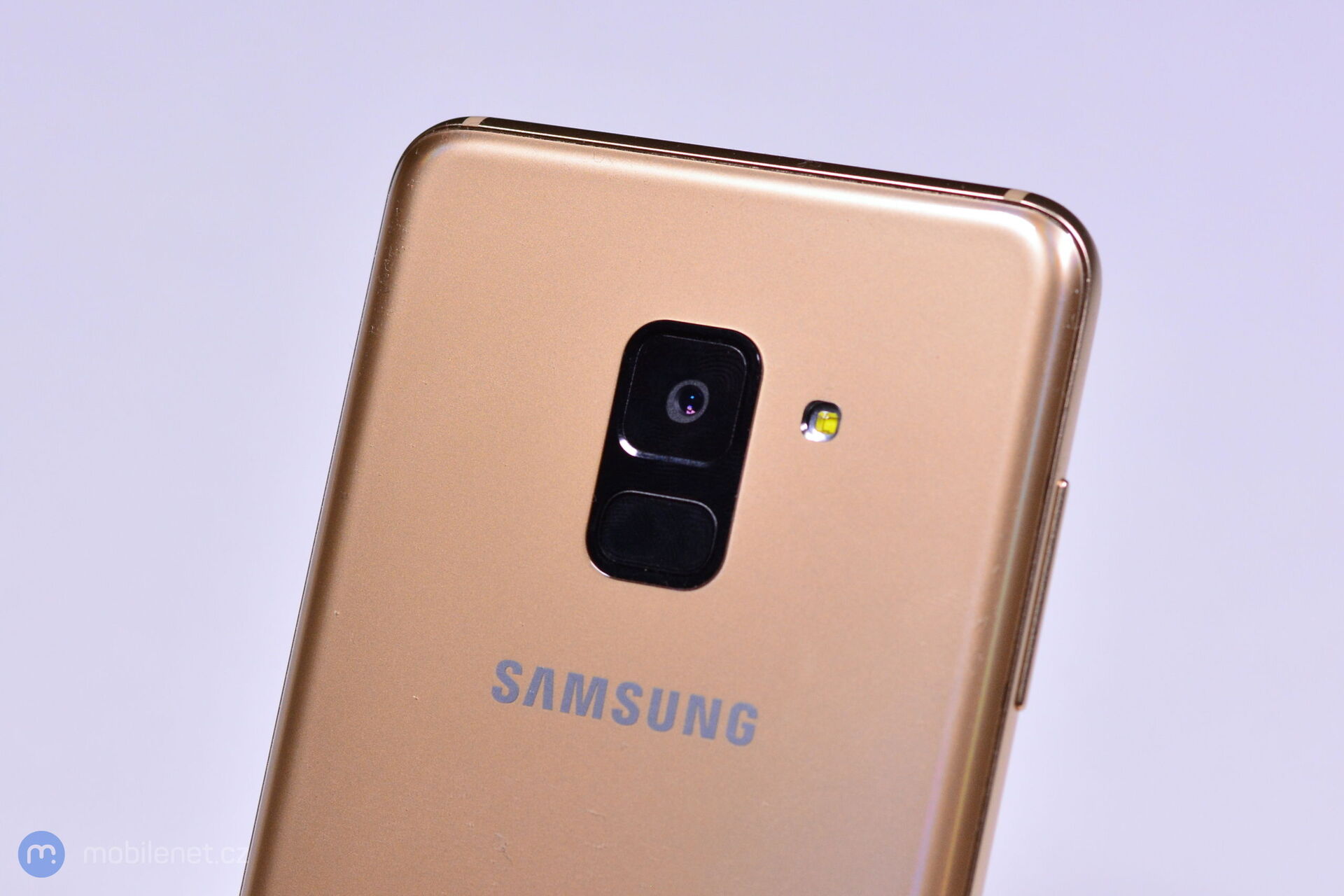 Samsung Galaxy A8 (2018)