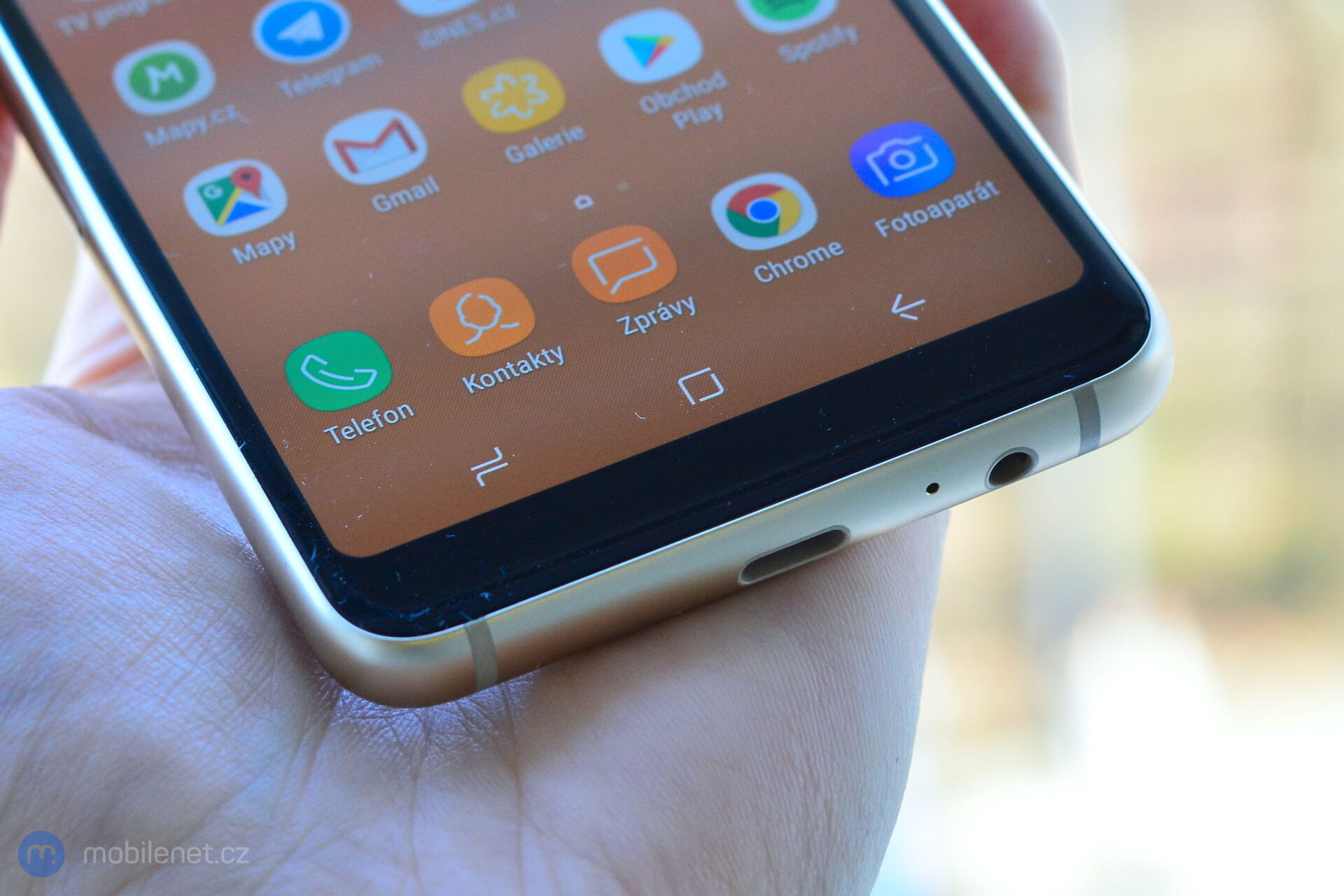 Samsung Galaxy A8 (2018)