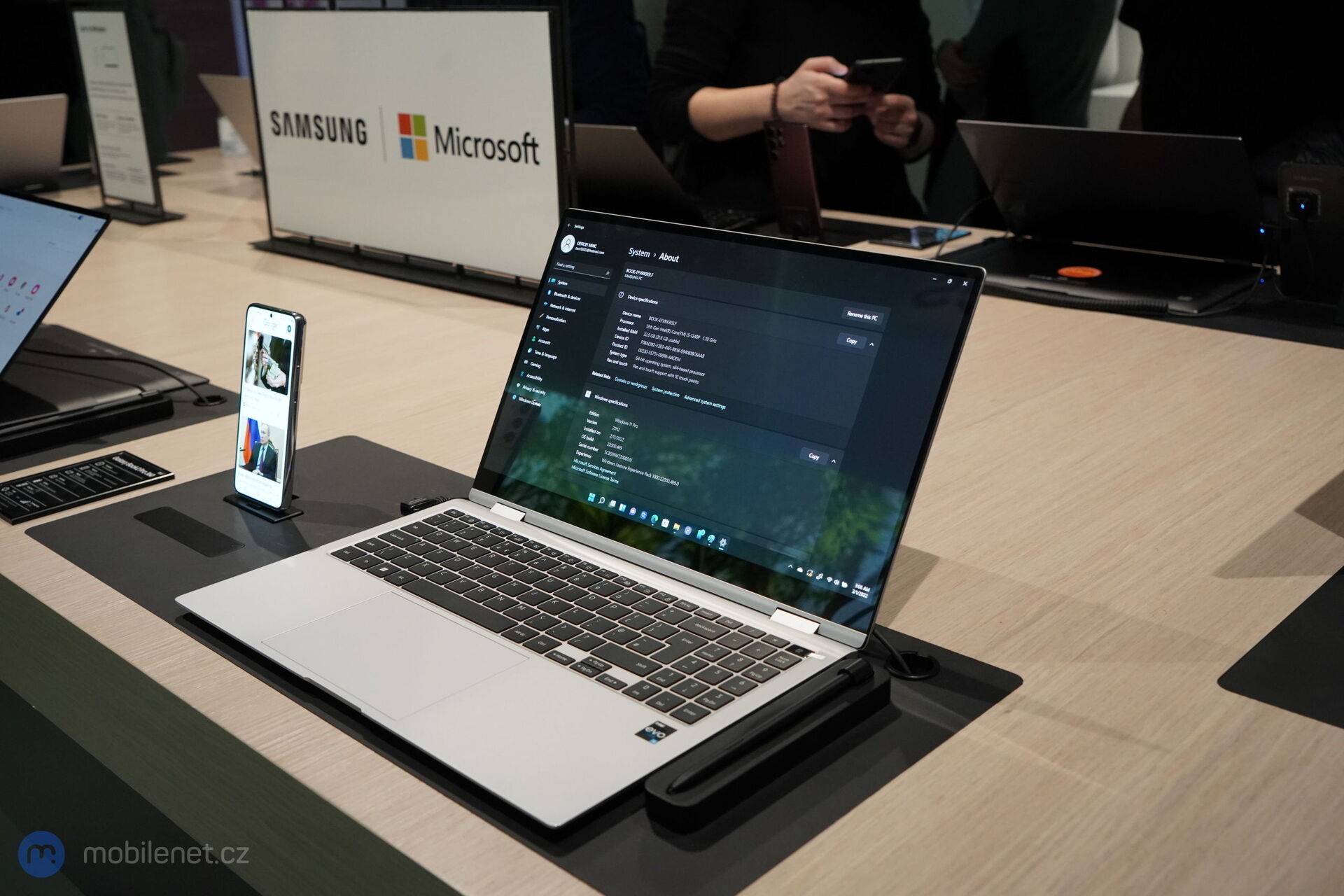 Samsung Galaxy Book2 Pro