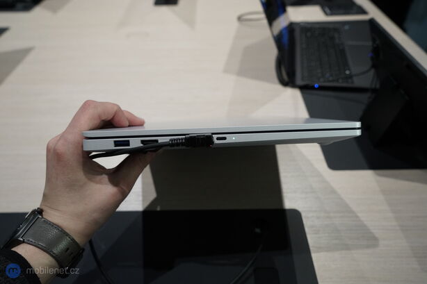 Samsung Galaxy Book2 Pro