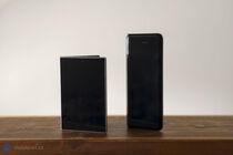 Samsung Galaxy Fold a Samsung Galaxy Z Fold8