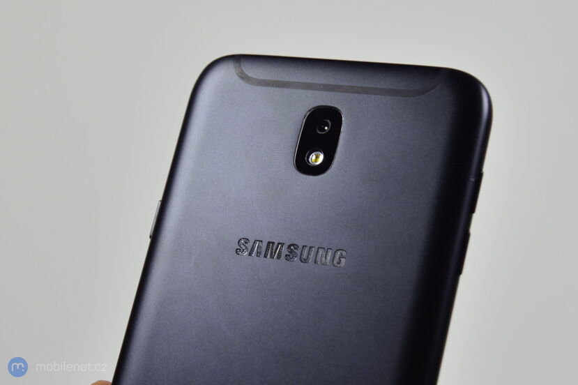 Samsung Galaxy J7 (2017)