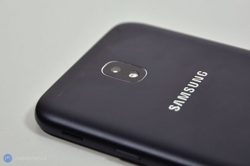 Samsung Galaxy J7 (2017)