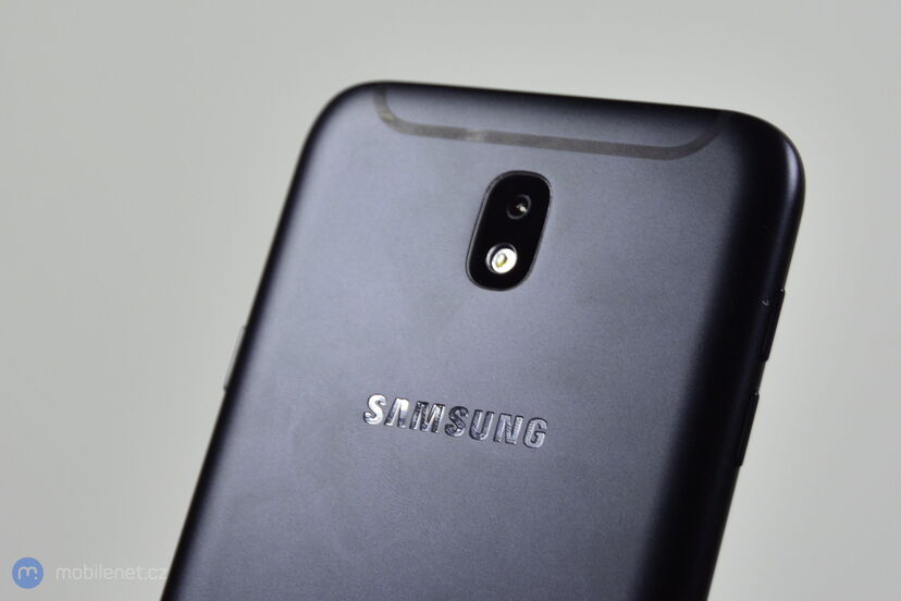 Samsung Galaxy J7 (2017)