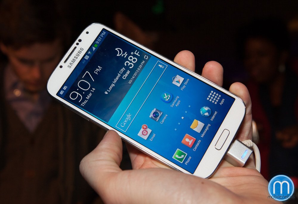 Samsung Galaxy S 4