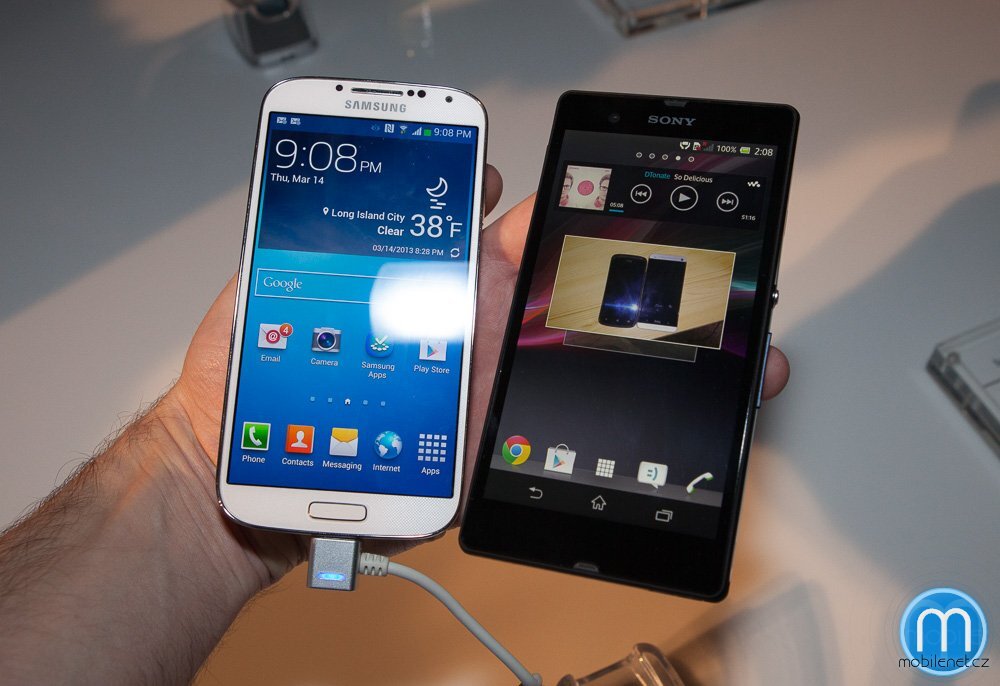 Samsung Galaxy S 4 a Sony Xperia Z