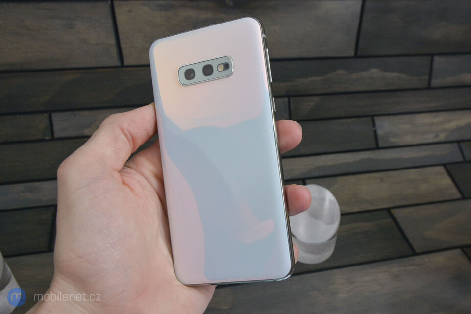 Samsung Galaxy S10e