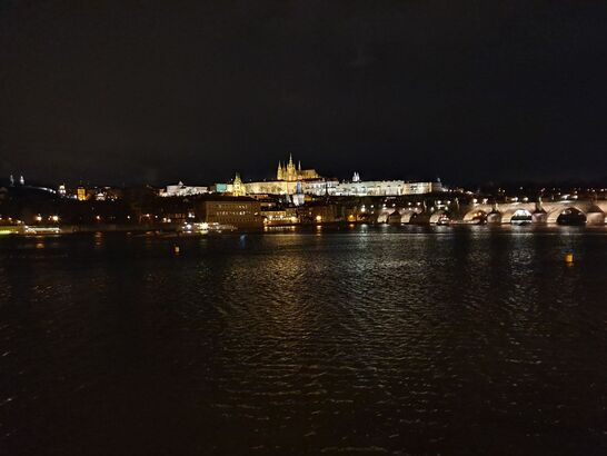 Samsung Galaxy S10+ noční režim