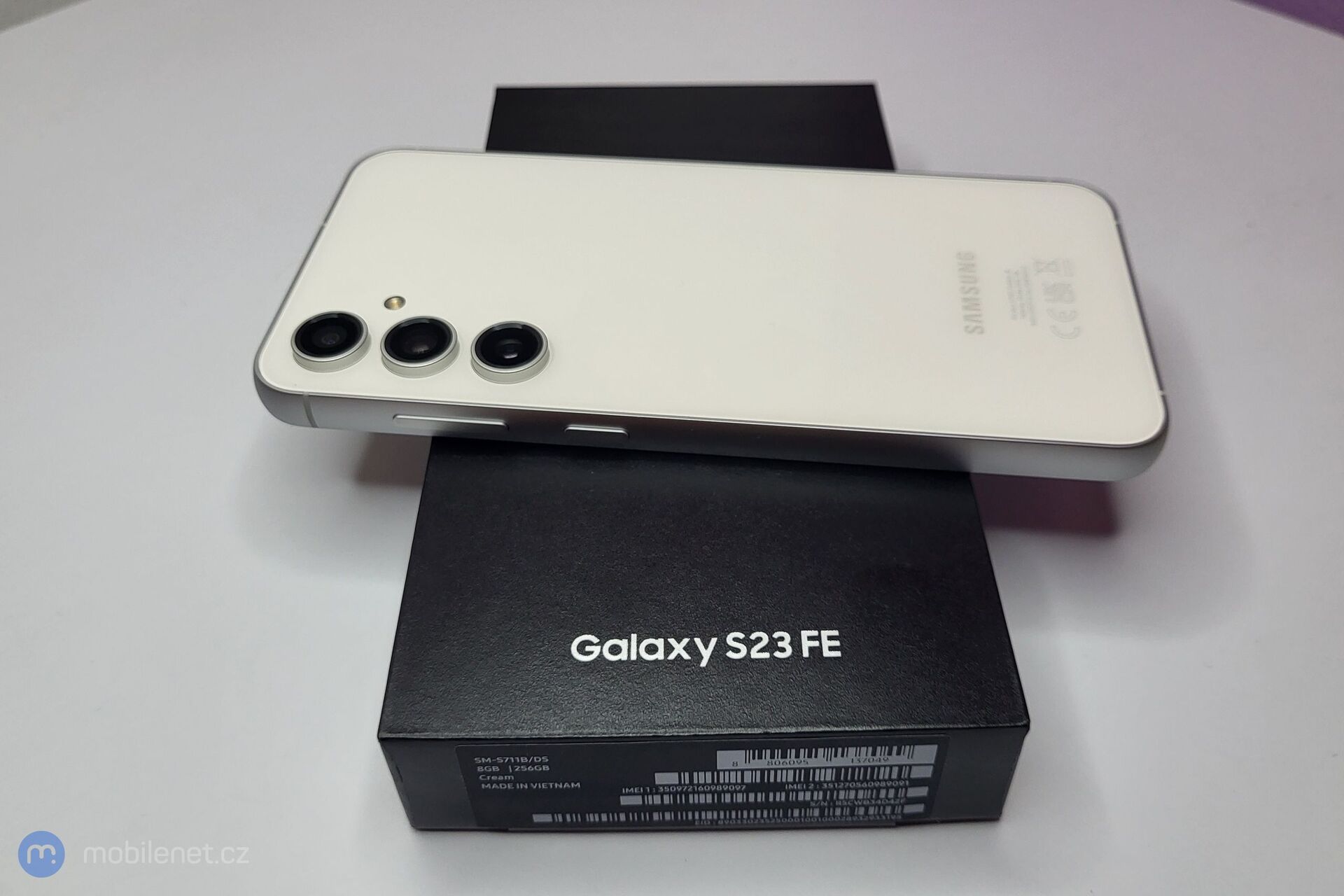 Samsung Galaxy S23 FE